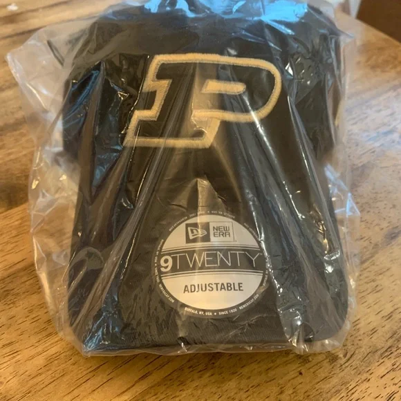 Purdue New Era Black Adjustable Cap - Picture 2 of 7